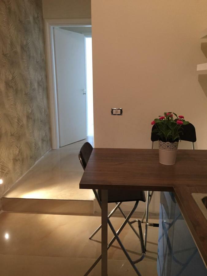 Bed and Breakfast Aquila House Катания Экстерьер фото